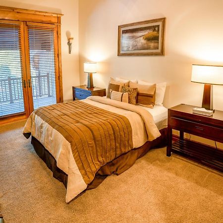 Silver Aspen - Five Bedroom Loft Luxury Townhome Hotel Room Solitude Exterior photo